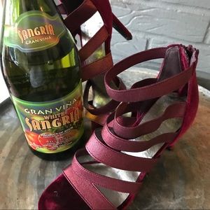 Ann Marino burgundy crushed velvet heels